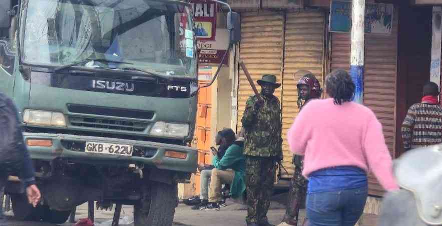 Youths block roads in Naivasha ahead of Saba Saba Day