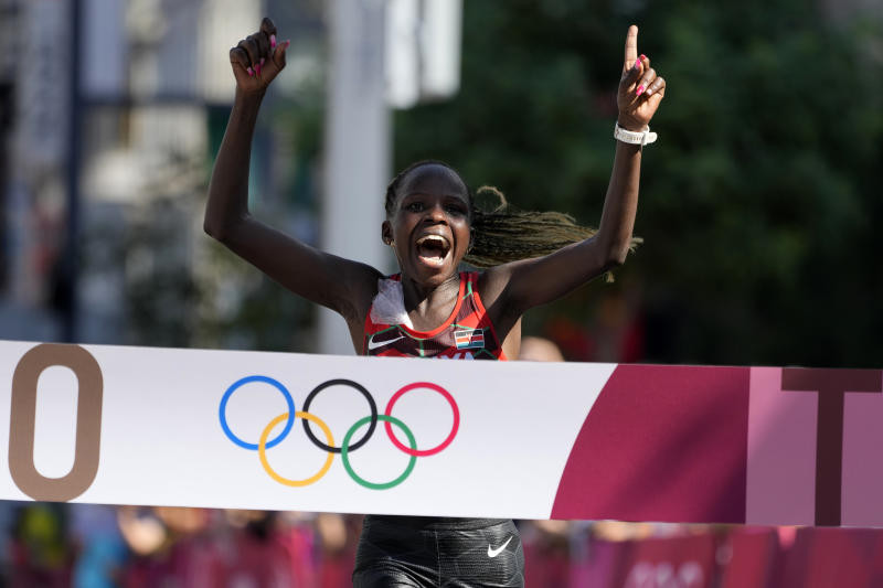 Paris 2024: Peres keeps faith in her teammates as they battle to bring back women marathon gold