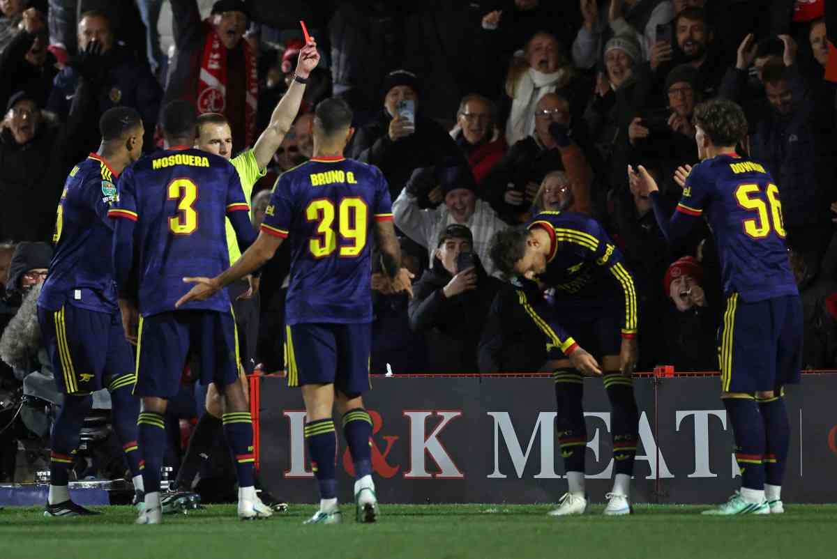 Arsenal lose appeal against Dowman red card in shock Fleetwood defeat