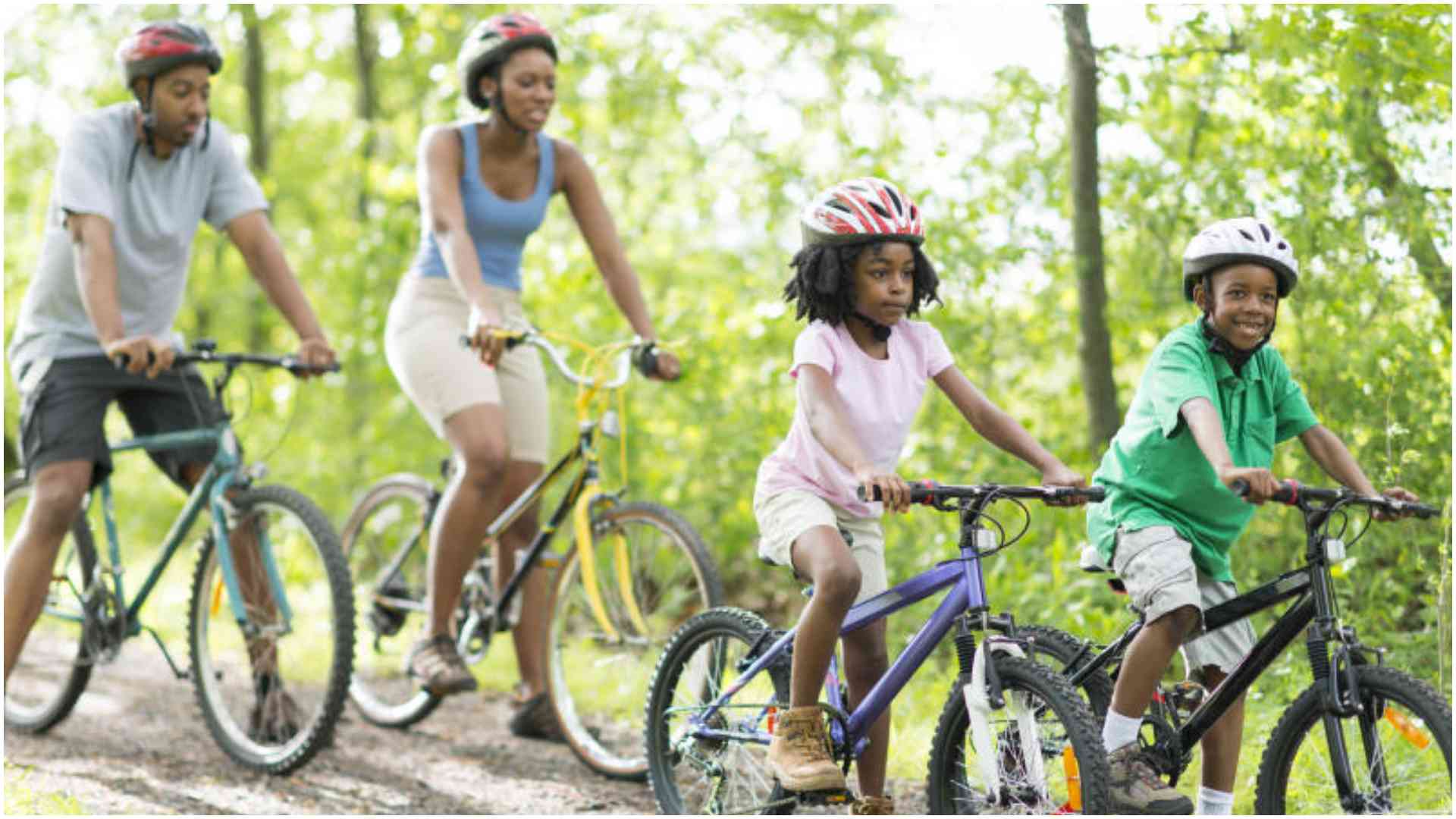 Family holiday traditions that shape children