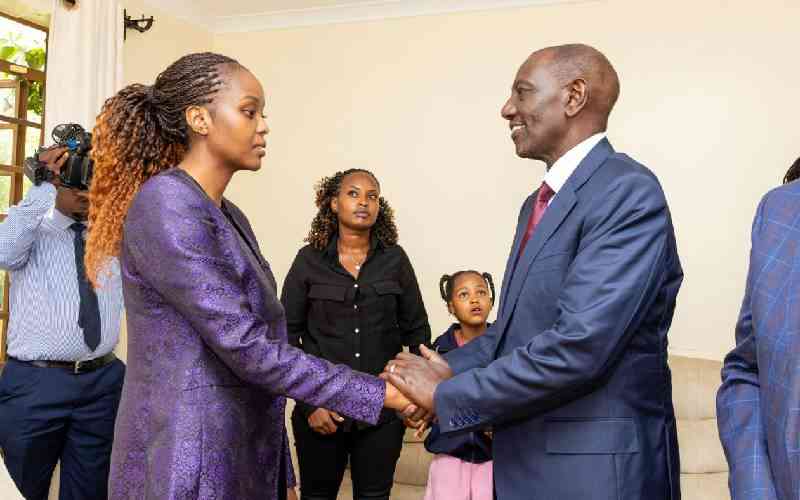 President visits Ng'eno's Karen home, condoles with his family