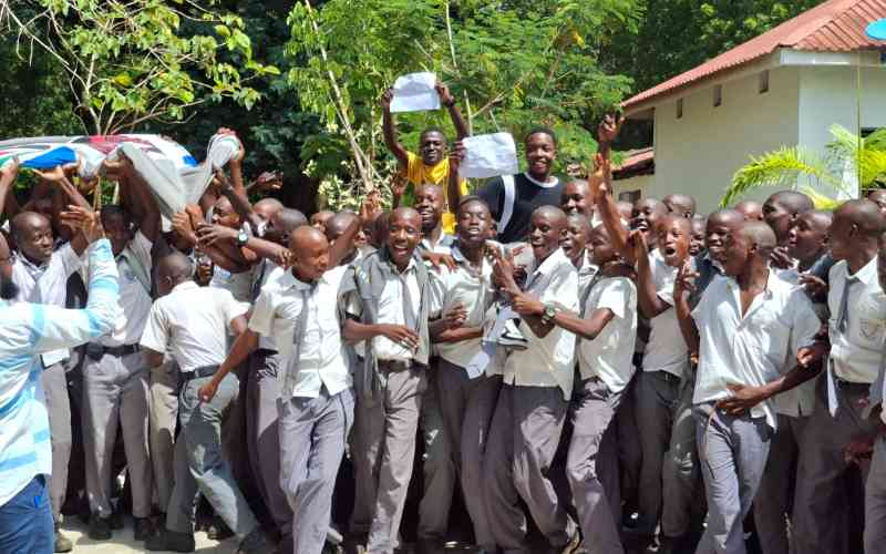 Sheikh Khalifa, Shimo La Tewa and Light Academy top at Coast