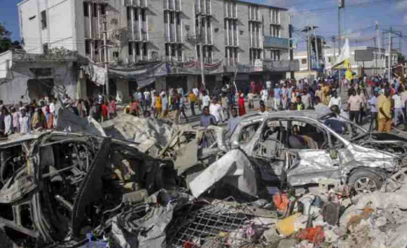 Nine killed in car bombings in Somalia