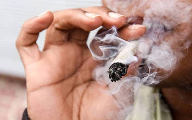 Kenya lags in adopting smoke-free tobacco alternatives