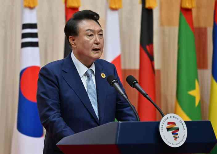 South Korea to pardon ex-justice minister over children's academic fraud