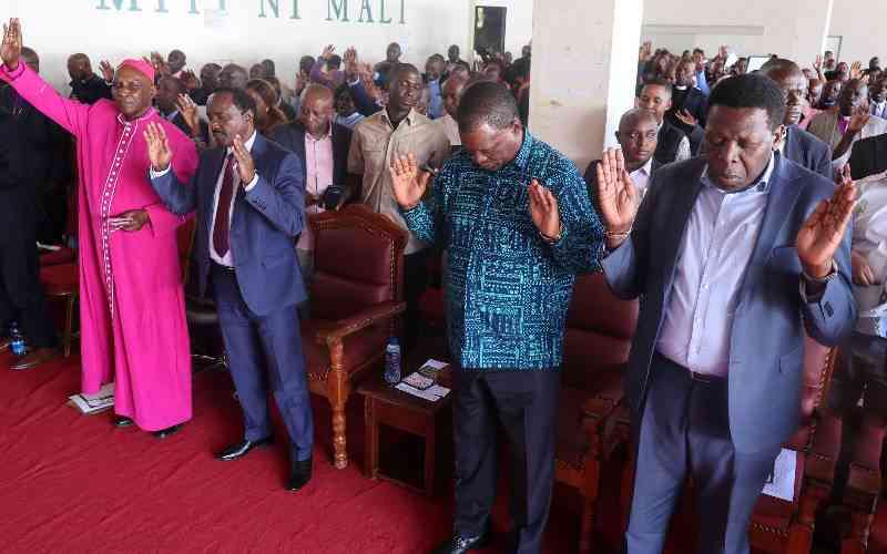 Opposition leaders agree to settle differences behind closed doors