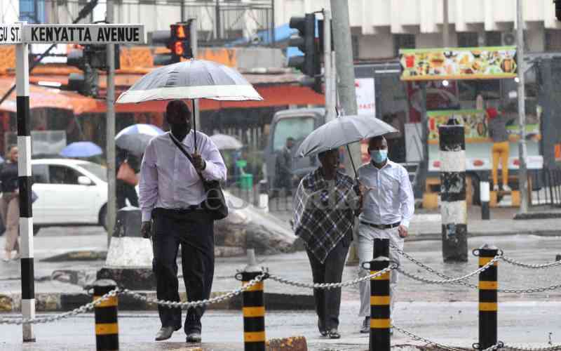 Brace for a rainy weekend, weatherman warns