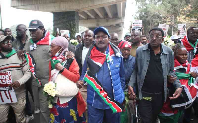 Split opposition as some leaders keep off street protests