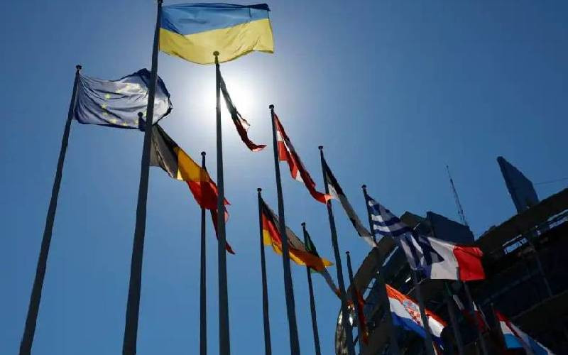 NATO foreign ministers to discuss proposed 100bn euro military fund for Ukraine