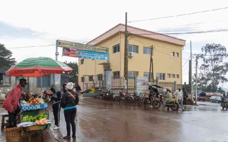 Cameroon seals markets as cholera spreads