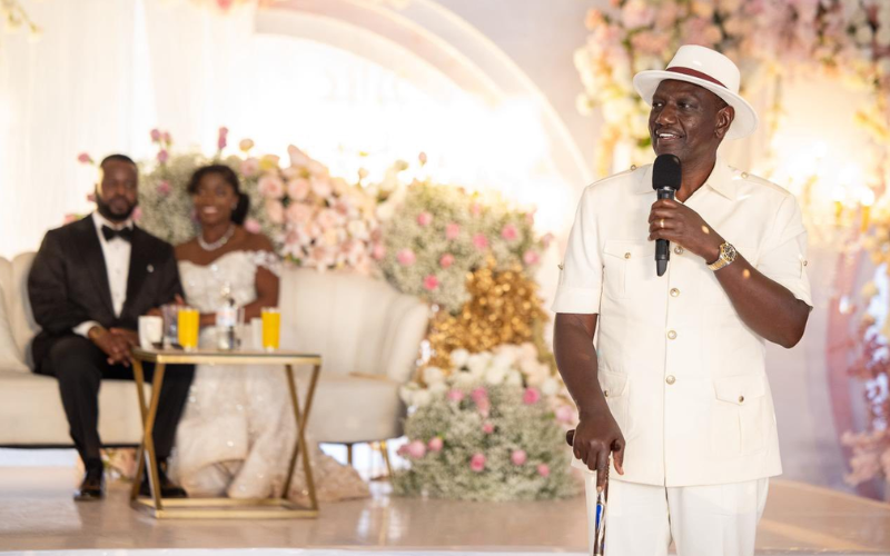 "Stop club hopping, get married": Ruto advises young people over 25