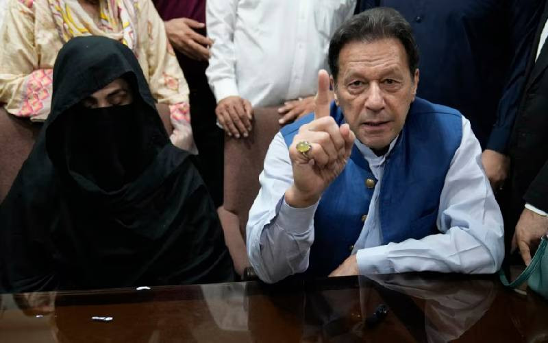 US diplomat denies pushing Pakistani PM Khan out of office