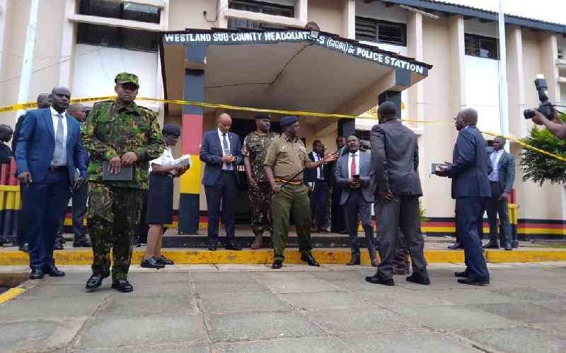 Eight officers interdicted over escape of 13 suspects from Gigiri police cells