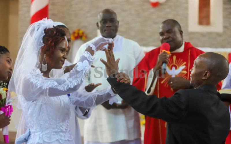 Love transcends language as deaf and dumb couple wed
