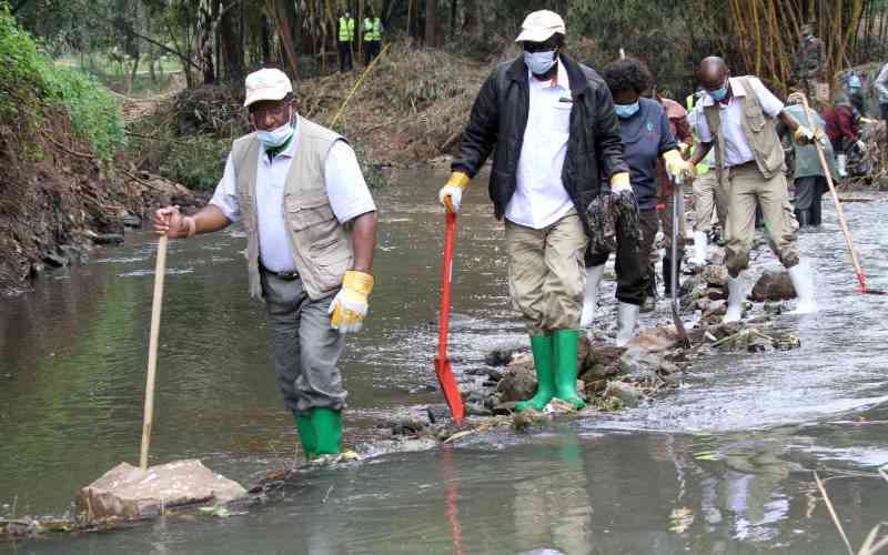 Nairobi River, flooded with promises but filled with waste