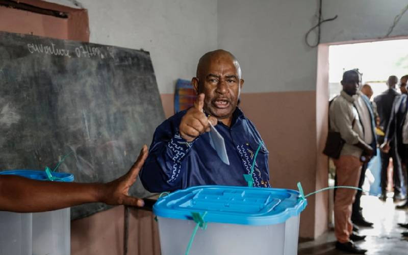 Comoros holds presidential election, incumbent largely expected to win