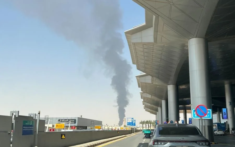 Second missile attack on Riyadh airport in two days kills one, injures 11