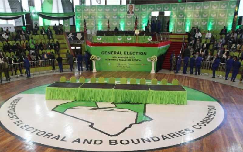 Developing story:  IEBC to announce presidential poll results pictures