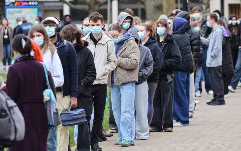 Number of suspected meningitis cases rises in UK outbreak: official