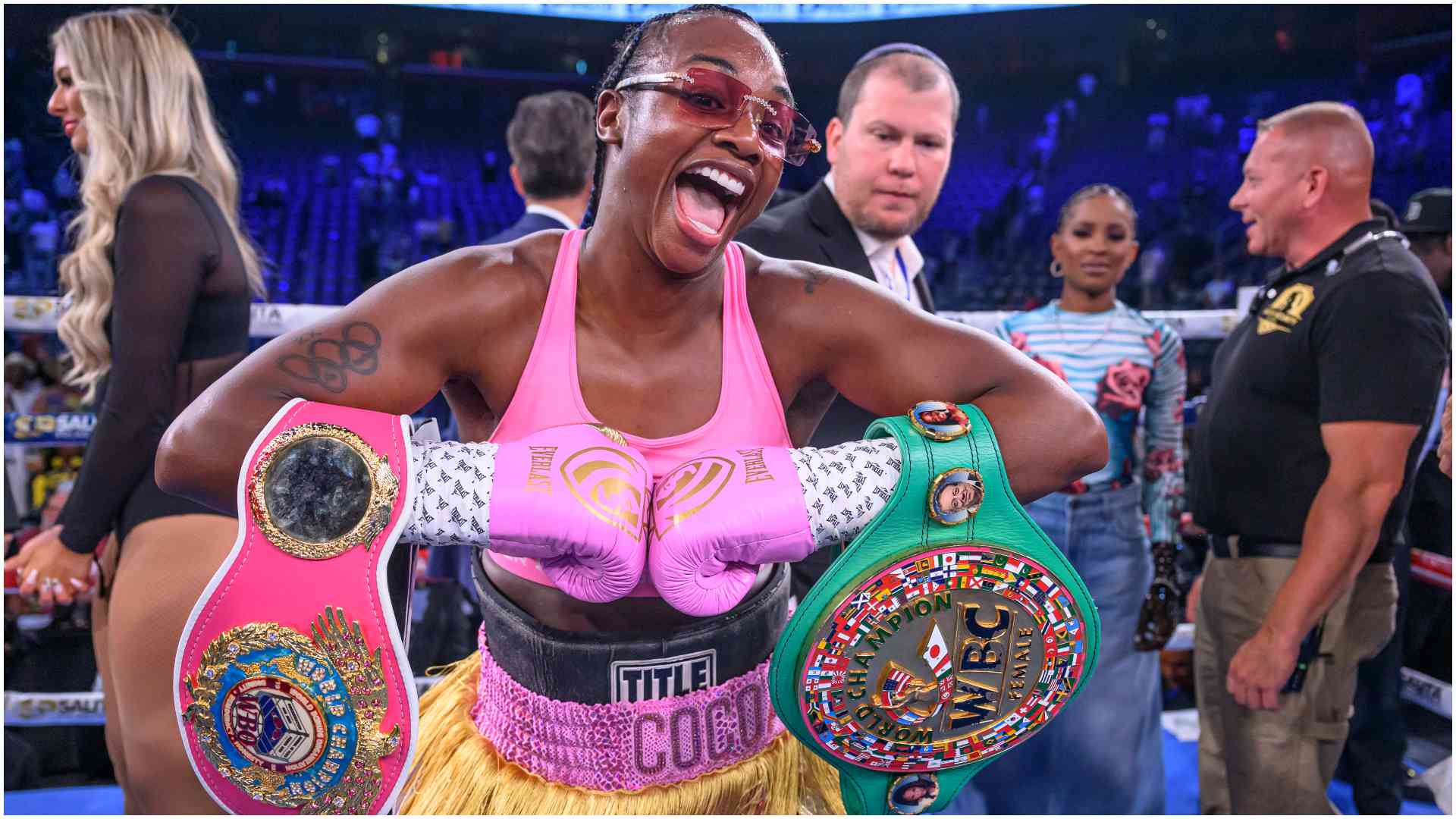 Claressa Shields retains undisputed women's heavyweight title after outboxing Lani Daniels