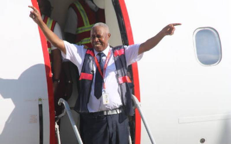 Grandeur as Moi, Kibaki pilot lands after 44 years in the skies