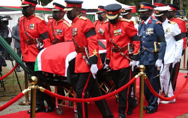 Military gives former boss colourful sendoff