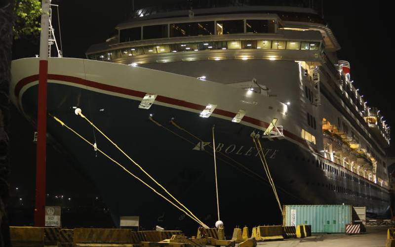 Cruise ship with 1,900 tourists docks at port, 4 more expected