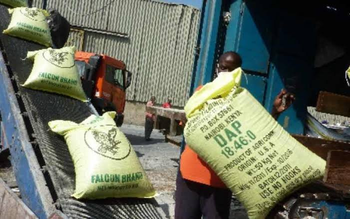 Government starts distribution of subsidized fertilizer