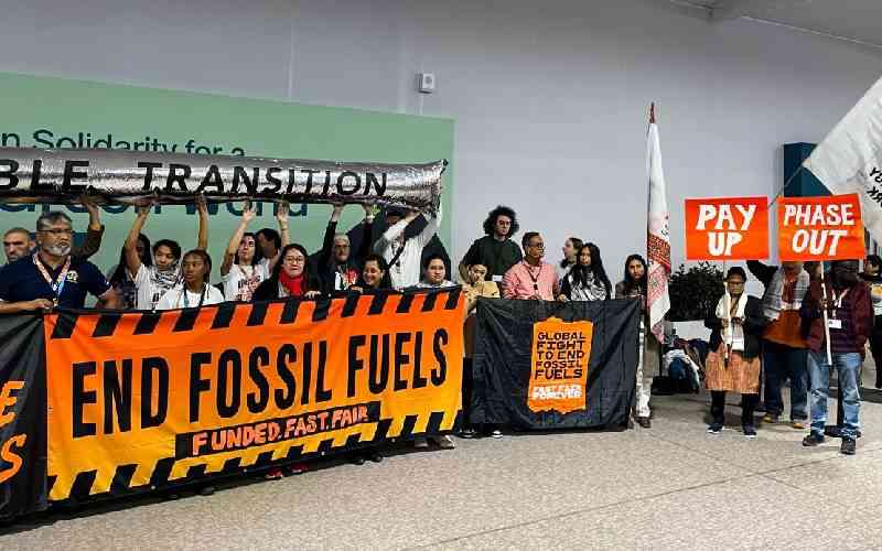 Activists demand action as fossil fuel lobbyists surpass delegates