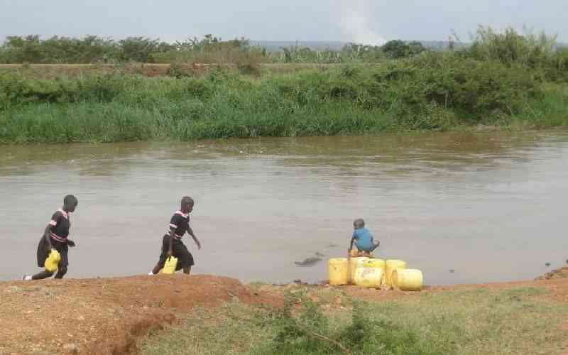 Residents along River Yala risk crocodile attacks in daily search for water