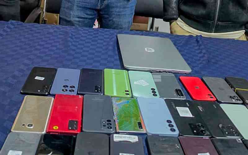 30 stolen phones recovered as police bust alleged theft syndicate