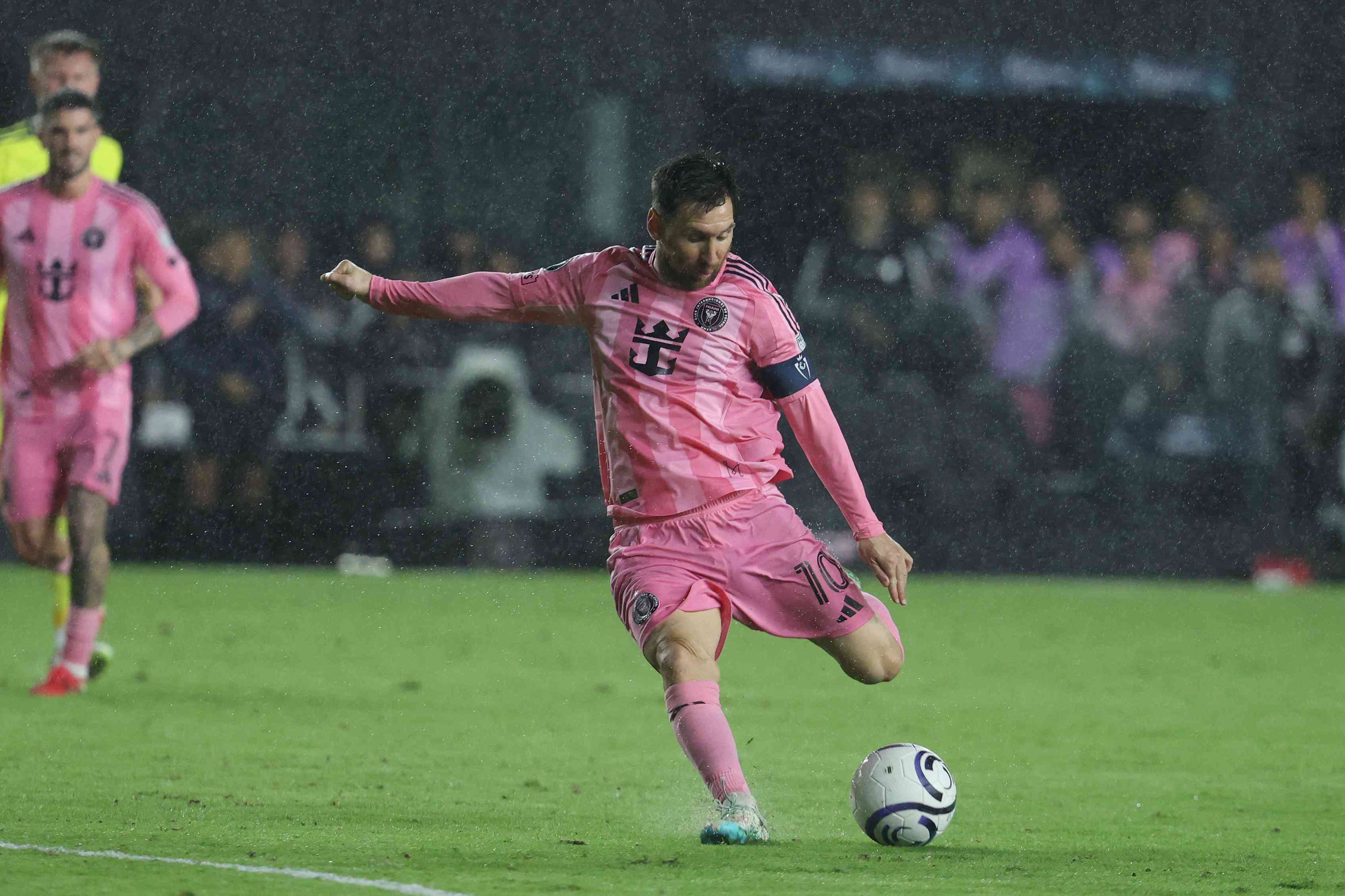 Messi scores 900th career goal as Inter Miami crash out of CONCACAF Champions Cup