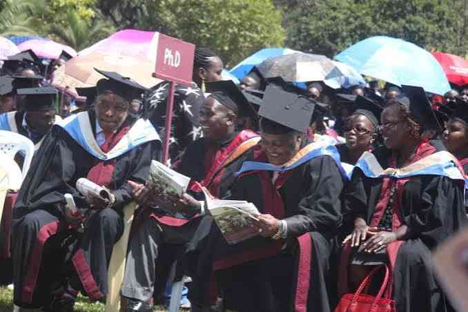 Thousands opt out of formal varsity system