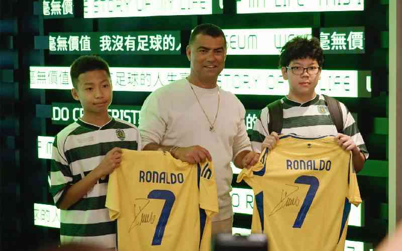 Hong Kong fans queue for opening of Cristiano Ronaldo exhibition