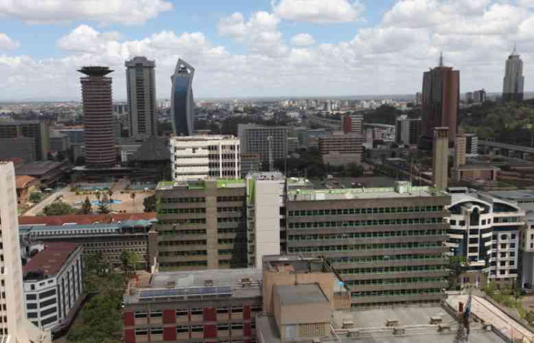 Unplanned buildings in the cit...