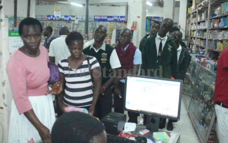 Government begs teachers to soften stance