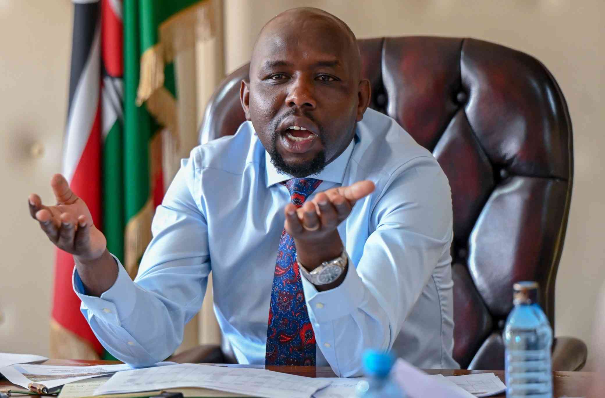 Murkomen backs police requesting fuel from distressed wananchi