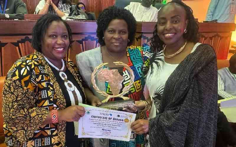 Intergovernmental committee honoured with PELL award