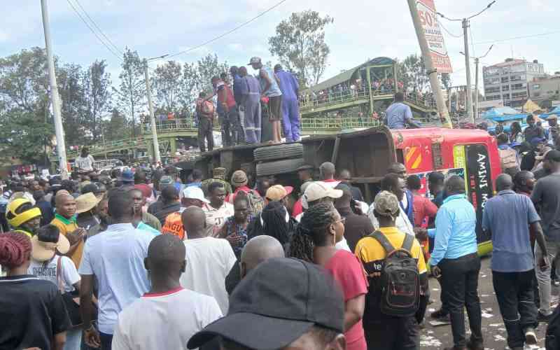 Teachers mourn colleagues in union voting accident