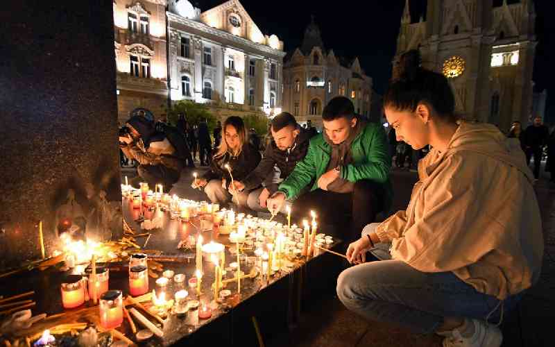 Death toll rises to 14 in Serbia train station roof collapse