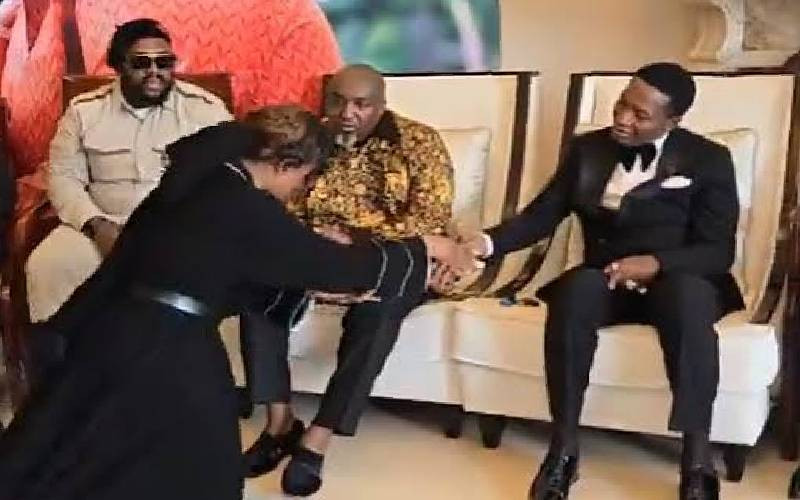 VIDEO: Woman goes viral for kneeling to greet men at Chivayo's funeral
