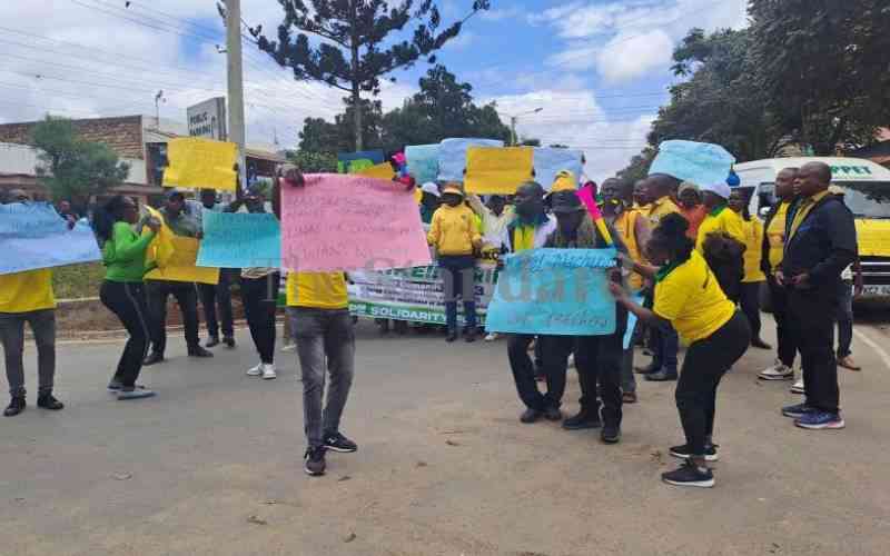 Striking teachers defy court order, series of meetings to end stalemate