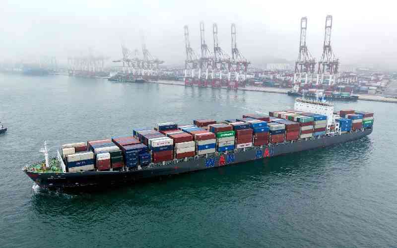 Asia stocks fall, oil prices diverge on US-Iran deal uncertainty