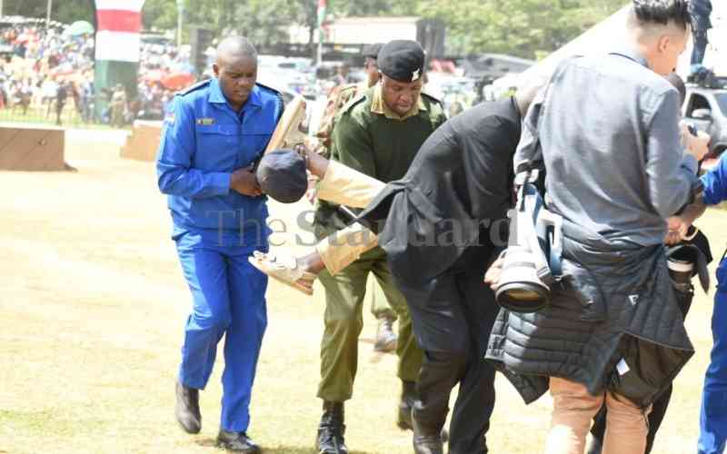 Photos: Man tries to disrupt Ruto's speech whisked away