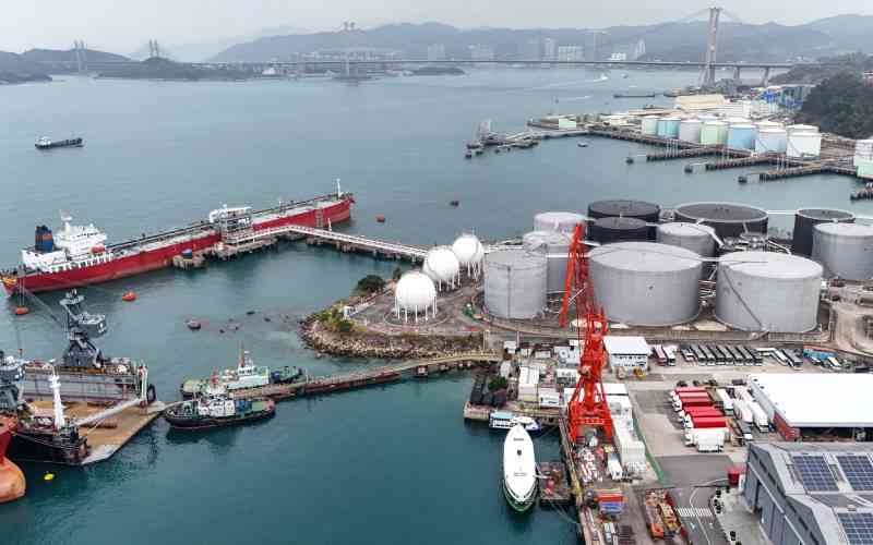 Oil prices climb as fresh strikes target infrastructure