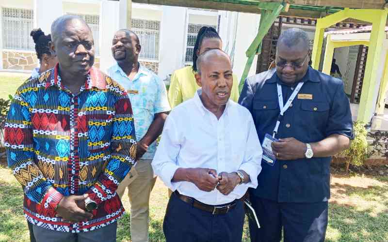 KSG chief urges public servants to embrace AI or be rendered redundant