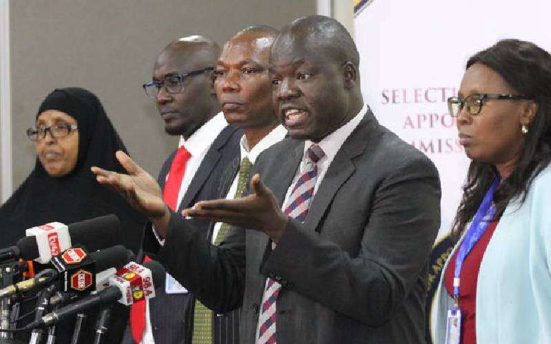 Senator Omtatah moves to court to stop hiring of IEBC commissioners