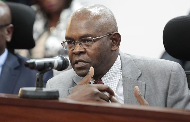 Who benefits from CBK's low lending rates?