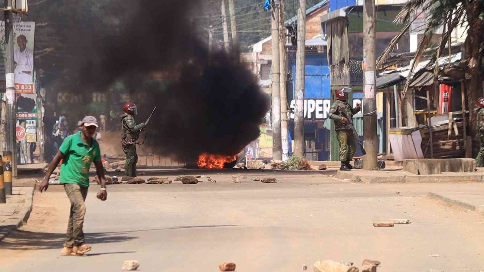 11 arrested in Nairobi as a handful of protesters turn up for demos against hiked fuel prices.
