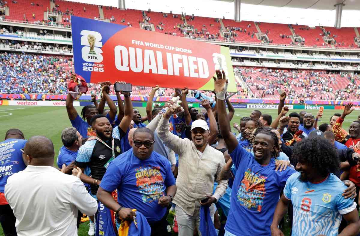 DR Congo fans dance in the rain after sealing World Cup spot